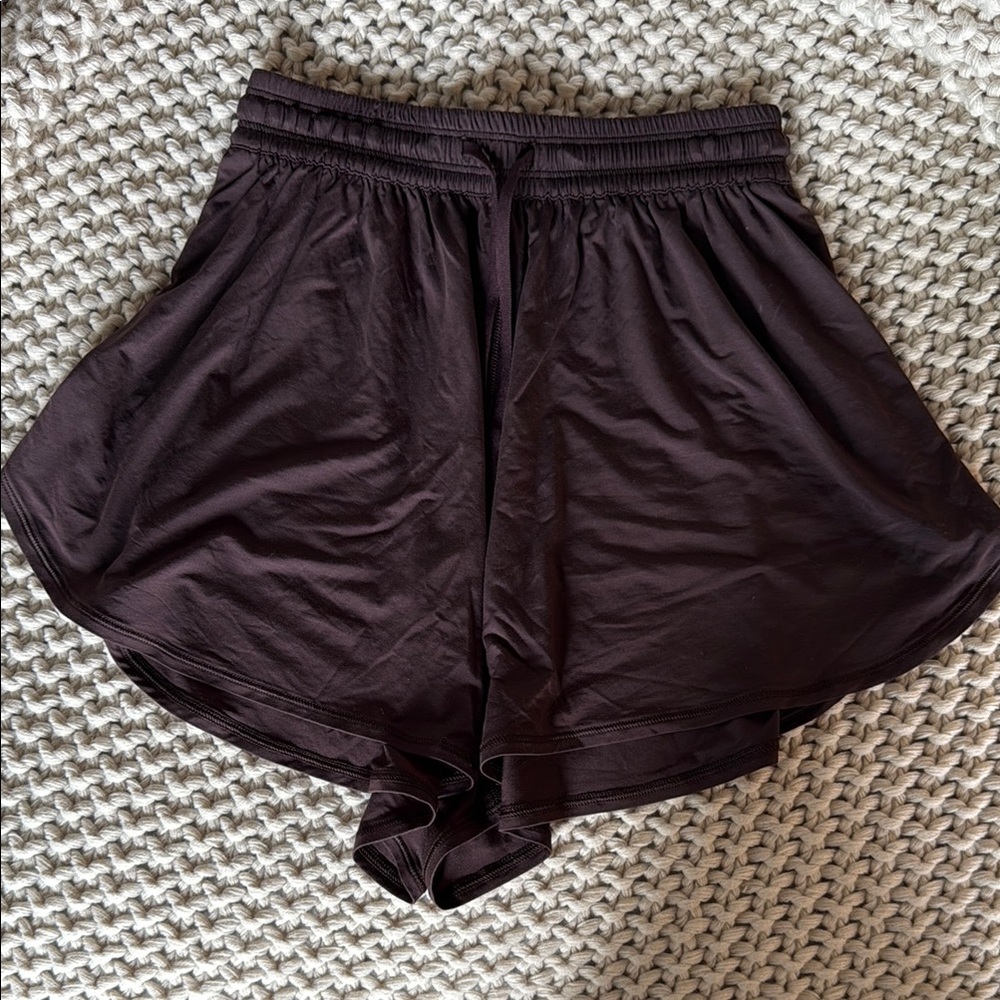 Lululemon Athletica Brown Athletic Shorts Lightweight and Breathable